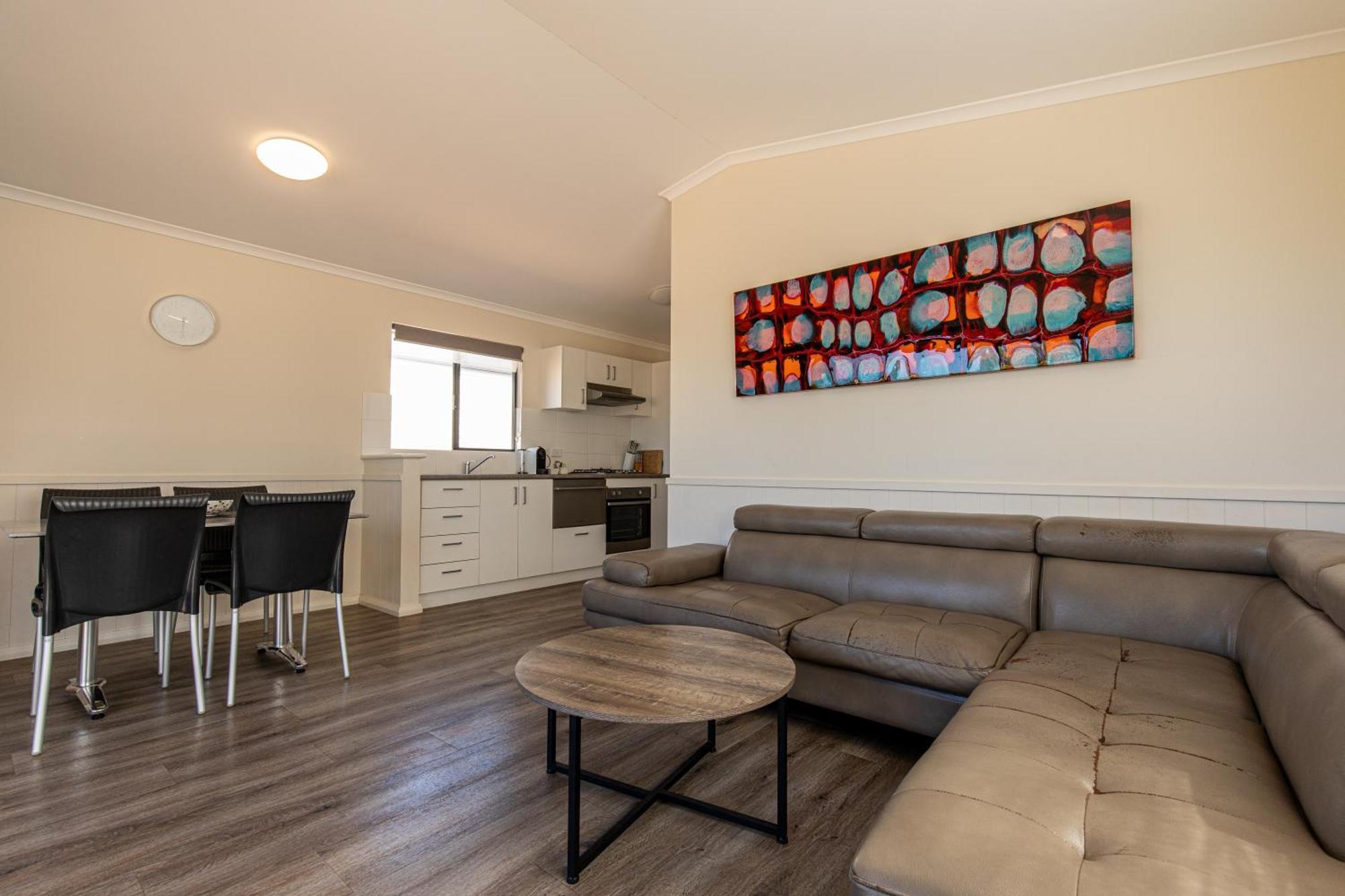 Jurien Bay Tourist Park Hotel Bagian luar foto