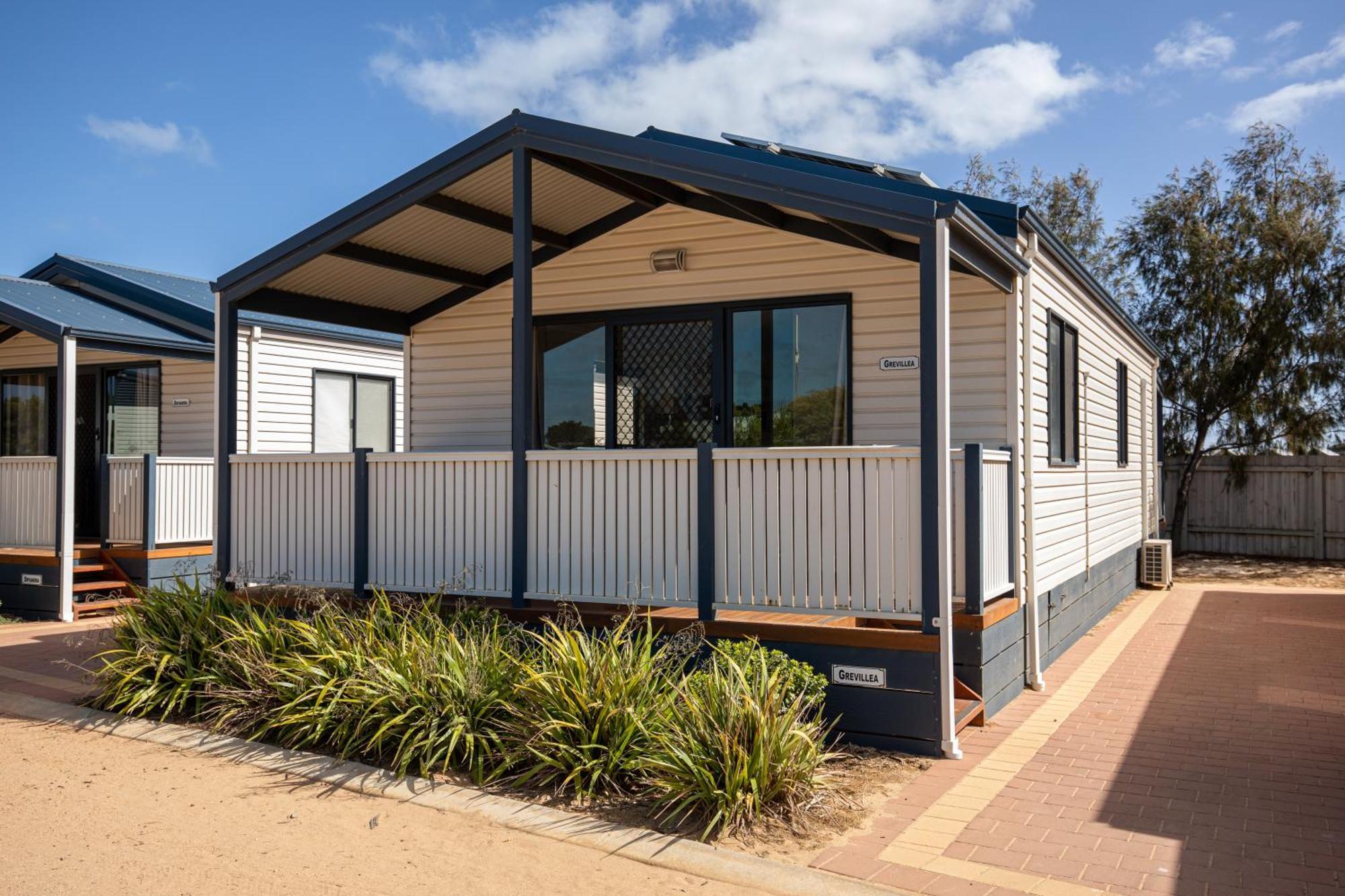 Jurien Bay Tourist Park Hotel Bagian luar foto