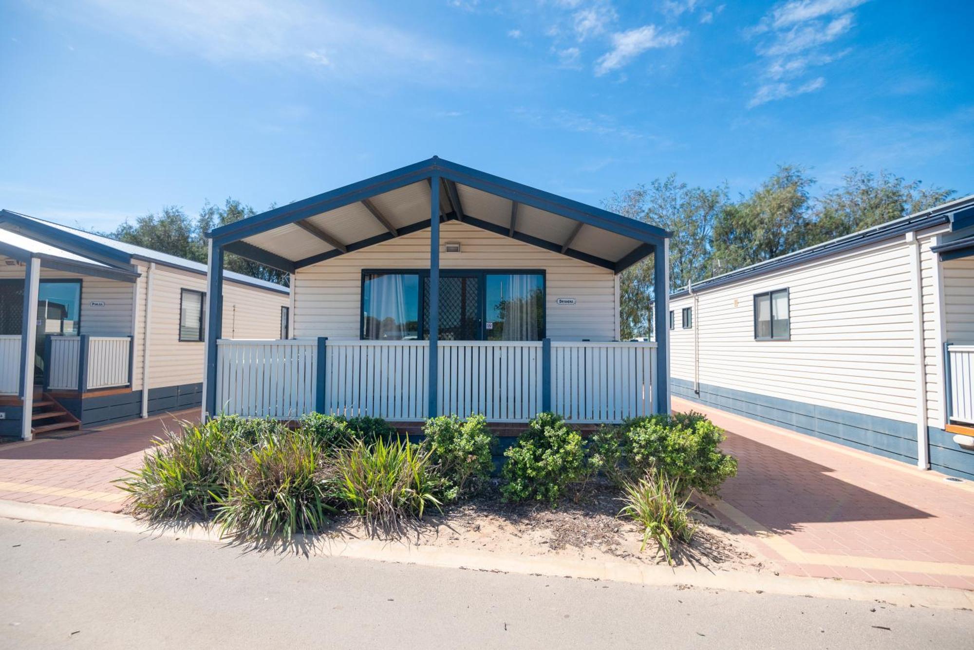 Jurien Bay Tourist Park Hotel Bagian luar foto