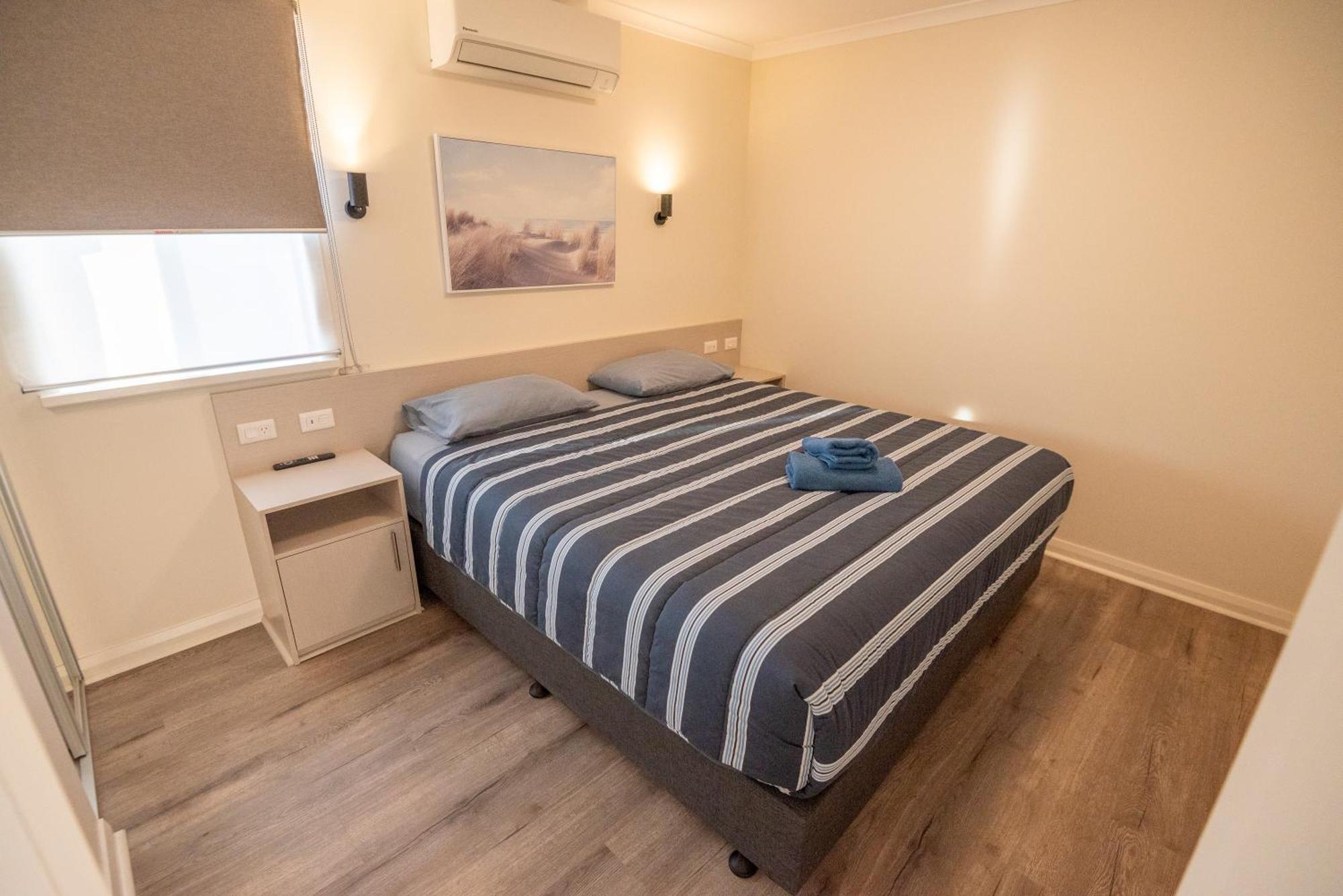 Jurien Bay Tourist Park Hotel Bagian luar foto
