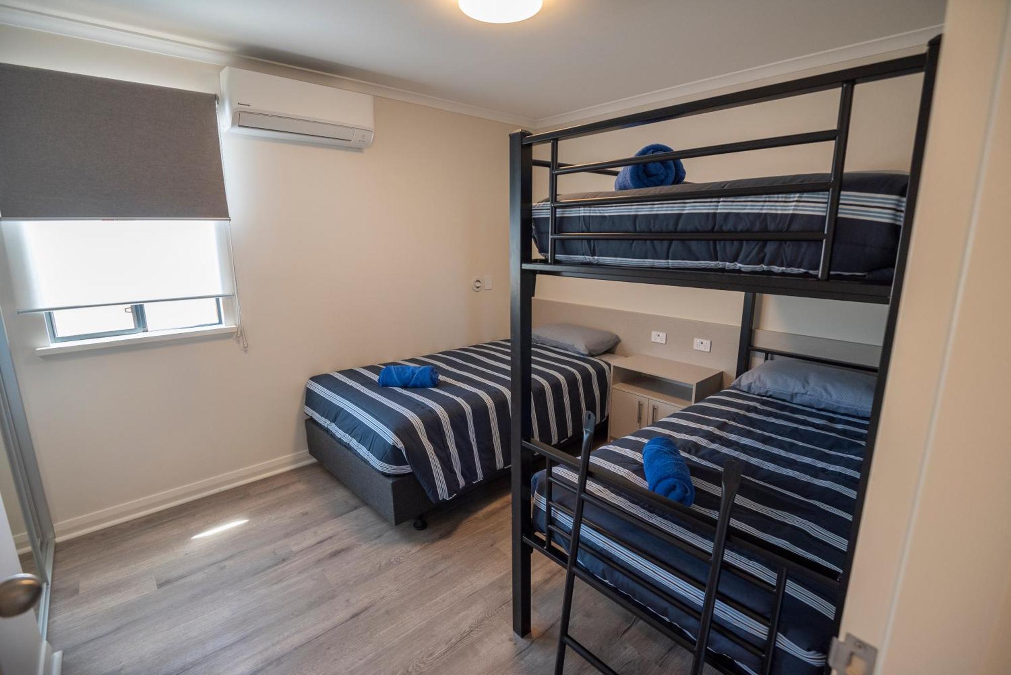 Jurien Bay Tourist Park Hotel Bagian luar foto