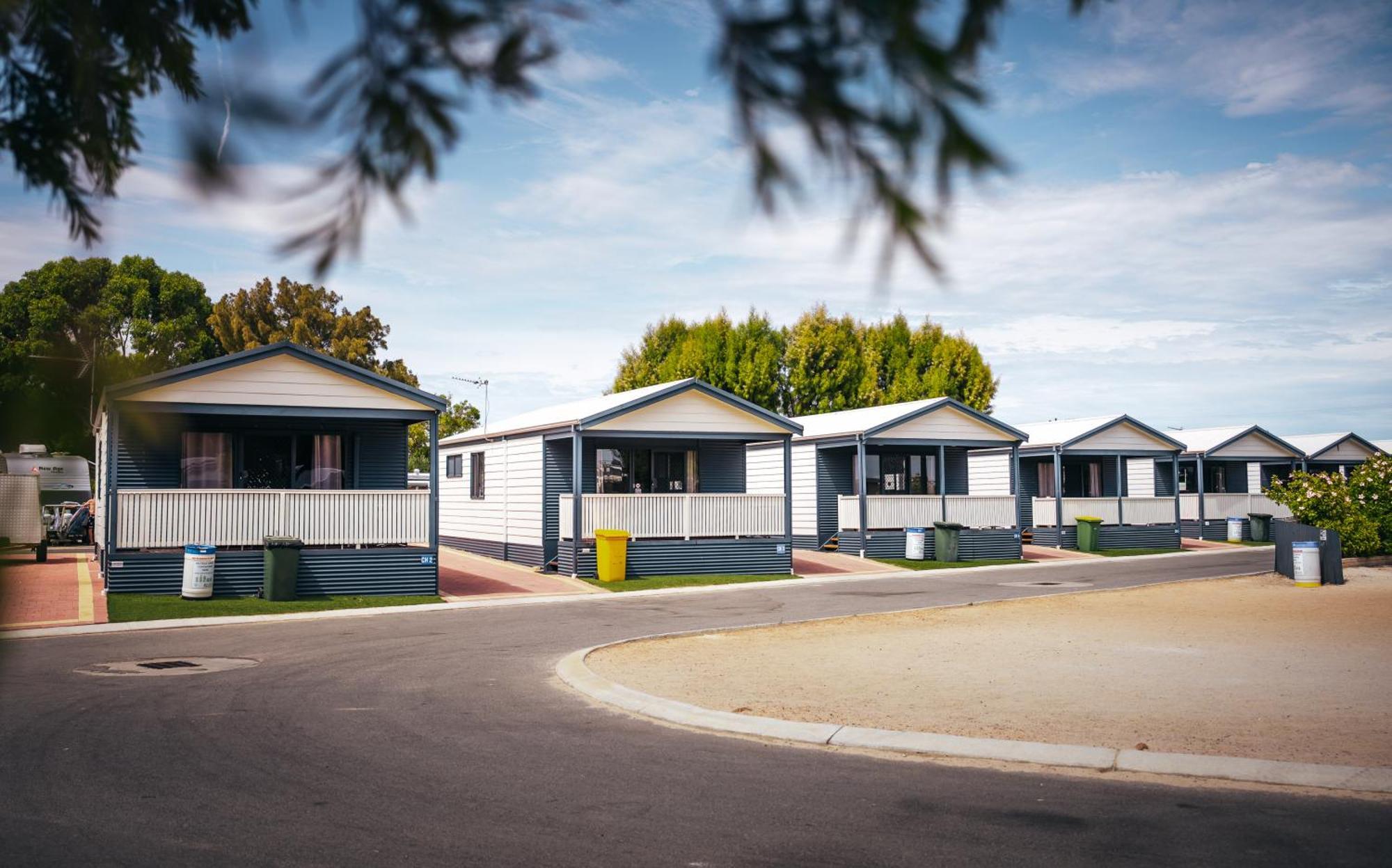 Jurien Bay Tourist Park Hotel Bagian luar foto
