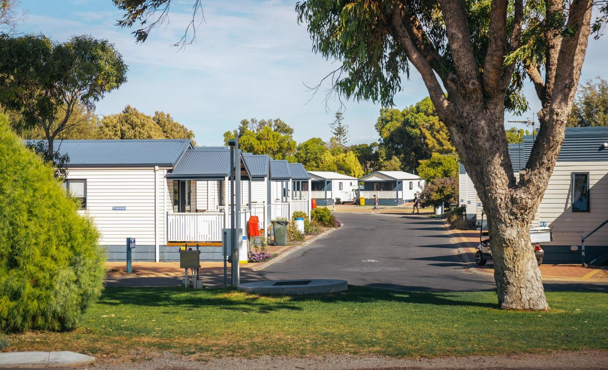 Jurien Bay Tourist Park Hotel Bagian luar foto
