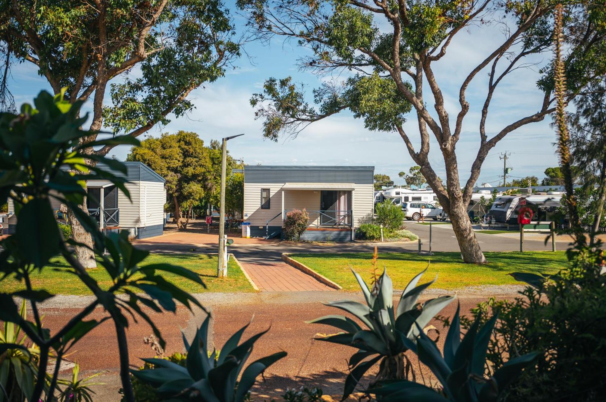 Jurien Bay Tourist Park Hotel Bagian luar foto